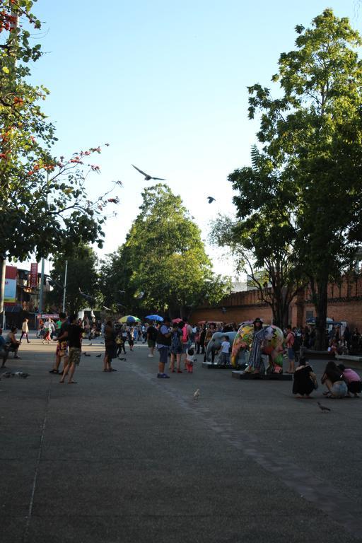 Z'S Hostel At Tha Phae Gate Chiang Mai Luaran gambar